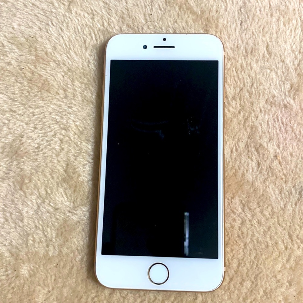 iPhone 8